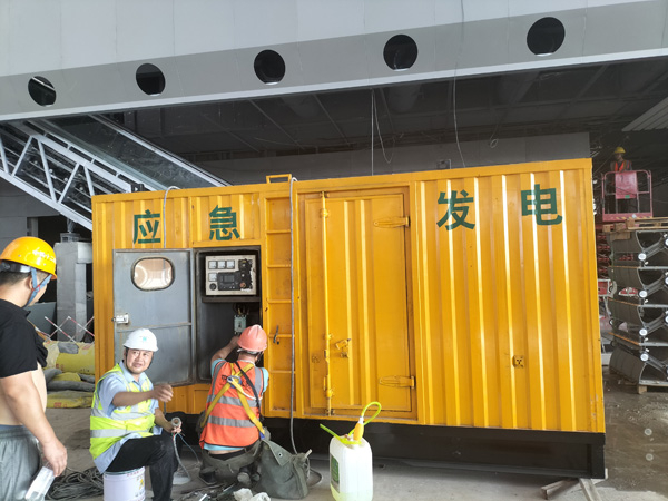 芒市怎样判断空气滤清器是否需要更换？